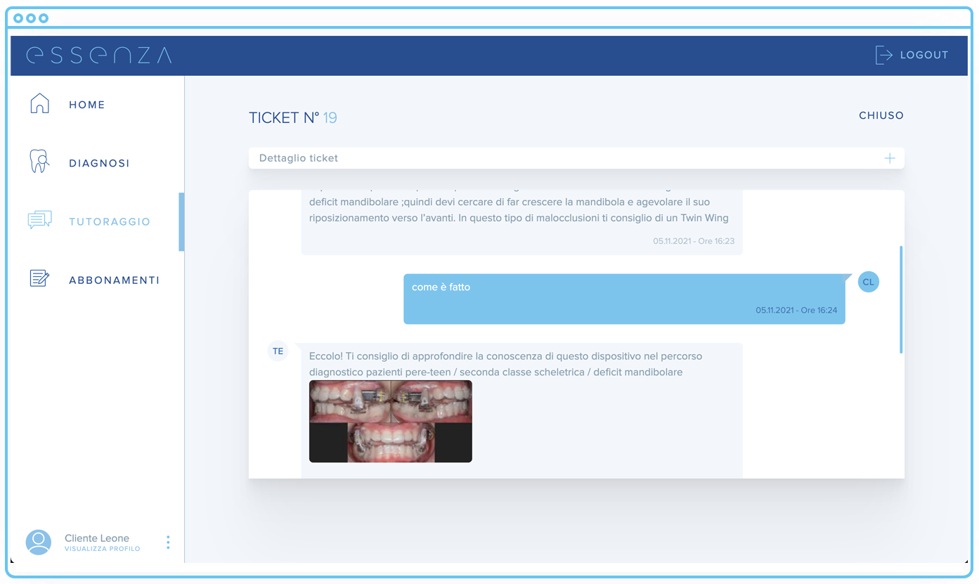 Schermata chat con il consulente nella piattaforma Essenza